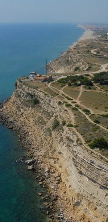 Belvédère sur les falaises de Leucate